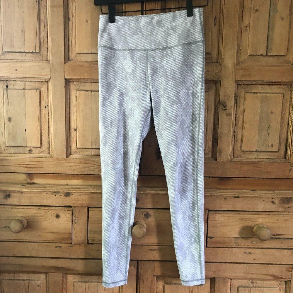 Lilybod Womens Size Small Gray‎ White Striped Leggings Athletic Workout Gym 25"